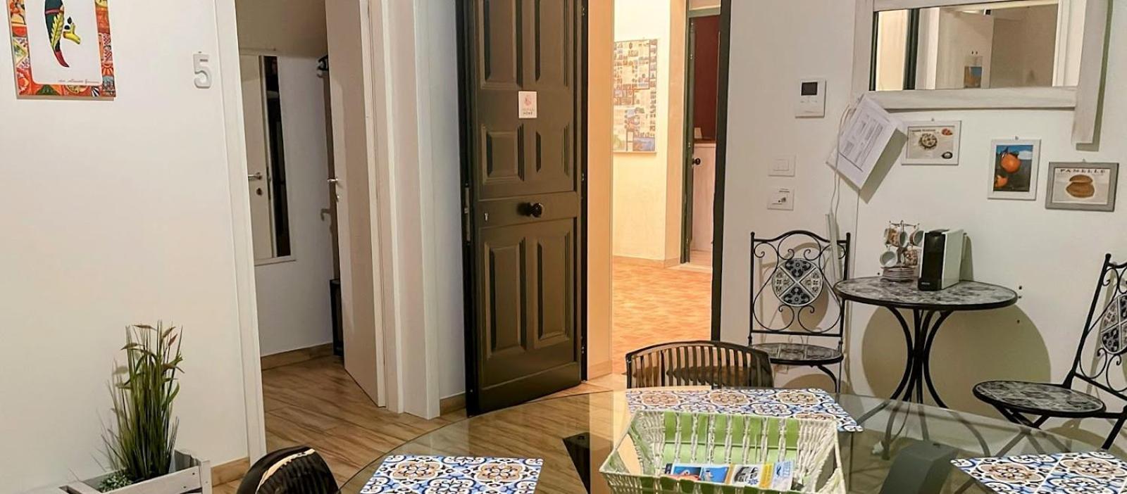 Trapani Home Exteriör bild